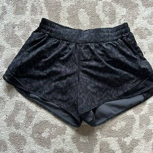 Lululemon Hotty Hot Shorts